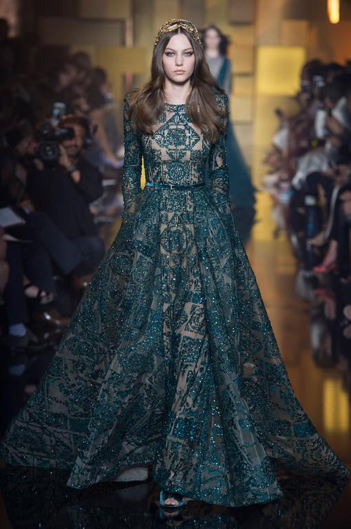 les-robes-haute-couture-automne-hiver-2015-2016-les-plus-spectaculaires 17